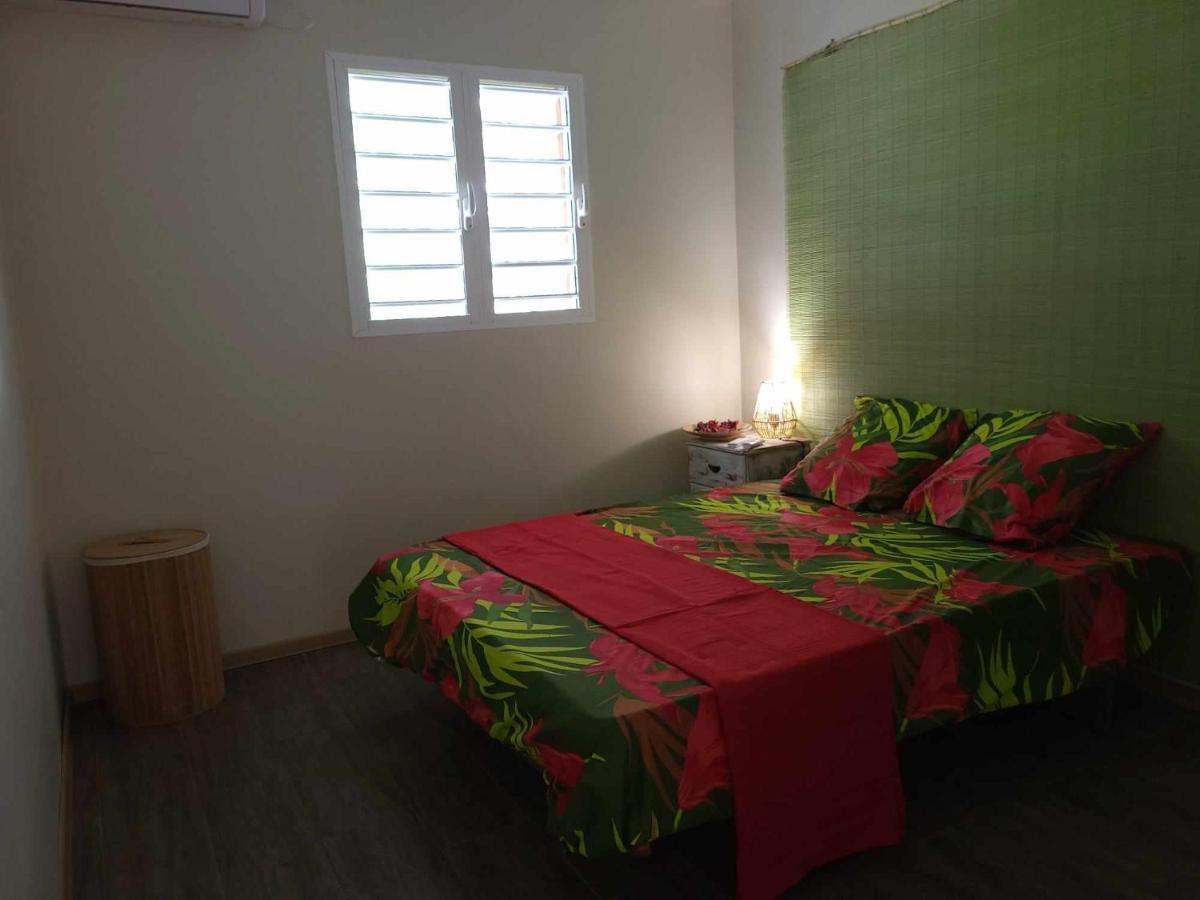Gite Kaz' A Tyka Jacuzzi Privatif Saint-Francois  Exterior foto