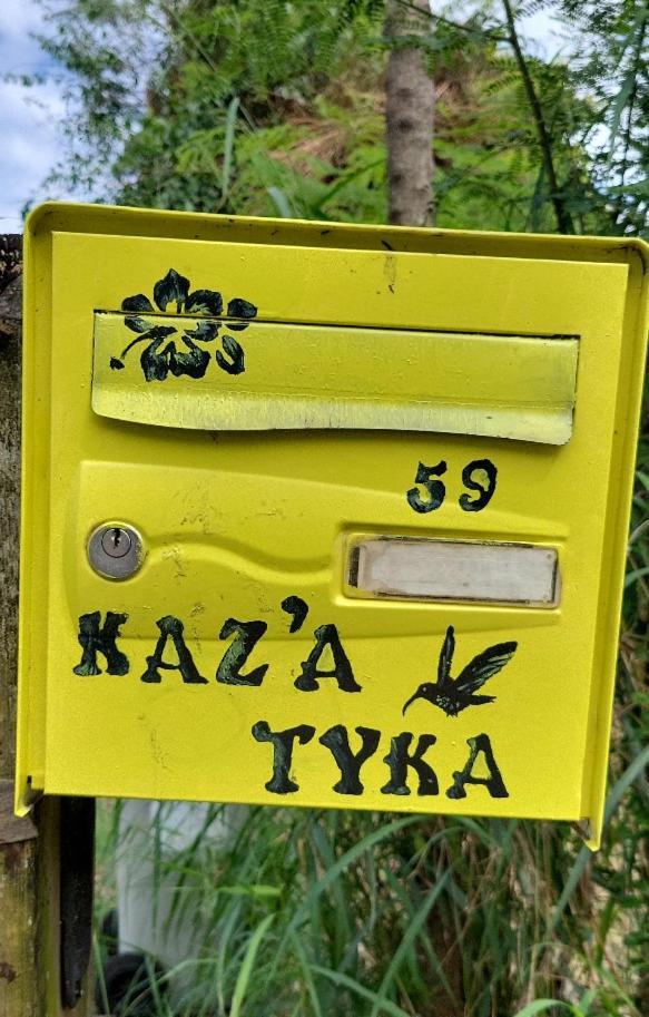 Gite Kaz' A Tyka Jacuzzi Privatif Saint-Francois  Exterior foto